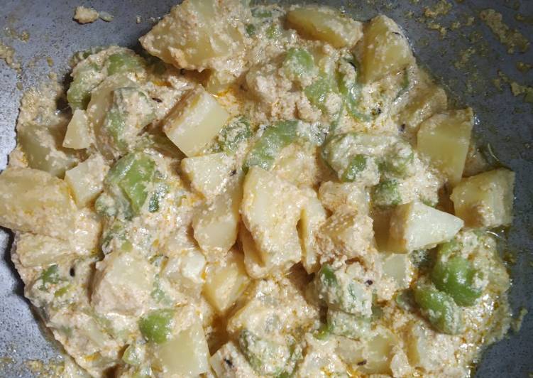 How To Make  Poppy seeds curry with potato and ridge gourd