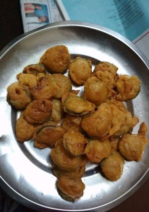 गिलका भाजी (Gilka bhaji recipe in hindi) रेसिपी मुख्य फोटो