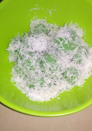 Foto resep Klepon kilat 🖤