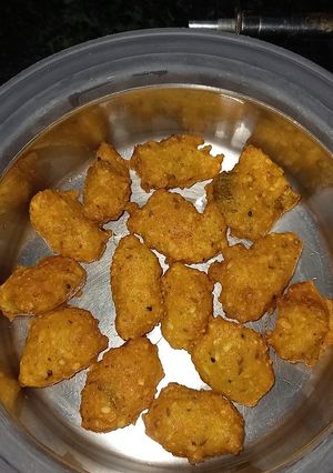 मूंग बड़ी (moong vadi recipe in Hindi) रेसिपी मुख्य फोटो