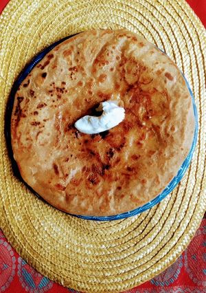 A picture of Gobhi ka paratha.