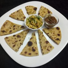A picture of Cabbage paratha.