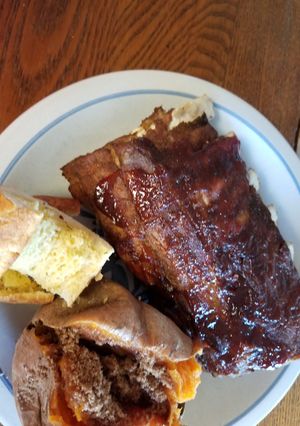 A picture of Instant Pot Baby Back Ribs.