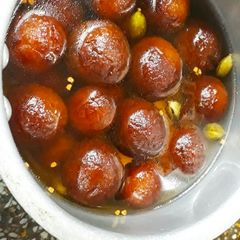 A picture of Milk Powder Gulab Jamun.