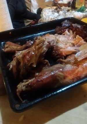 Una foto de Asado a la cruz de chivito