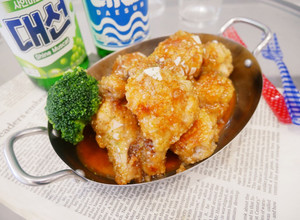 烤箱版「韓式炸雞」不用油炸一樣好吃！！ 的食譜成品照片