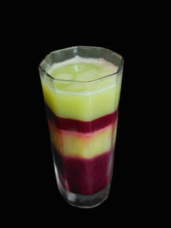 ગંગા જમના દ્રાક્ષ જ્યુસ (Ganga Jamana Grapes Juice Recipe In Gujarati) રેસીપી મુખ્ય ફોટો