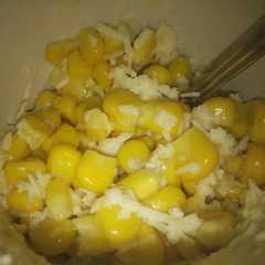รูปของ Jasuke (jagung, susu, keju)