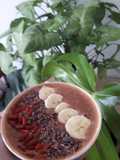 Cacao smoothie bowl