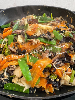 A picture of Stir- Fry Vermicelli With 8 Things.