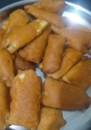 வாழைக்காய் பஜ்ஜி(bajji recipe in tamil) செய்முறை முக்கிய புகைப்படம்