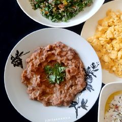 A picture of Ful Medames- Middle Eastern Fava Beans Dish.