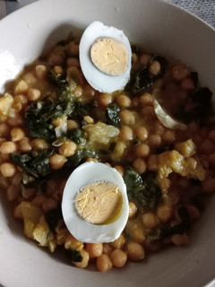 Una foto de 🥄Potaje de Vigilia 🕯️