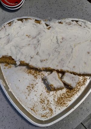 A picture of Frost Flakes Crumb Cake.