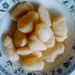 รูปของ Gemblong salju 2bahan inti😋