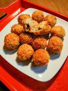 Foto resep Bola-Bola Pisang Cokelat Keju Lumer
