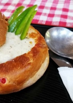ক্রিমি পটেটো সুপ বাউল্ (Creamy Potato Soup Boul Recipe In Bengali) রেসিপির প্রধান ছবি
