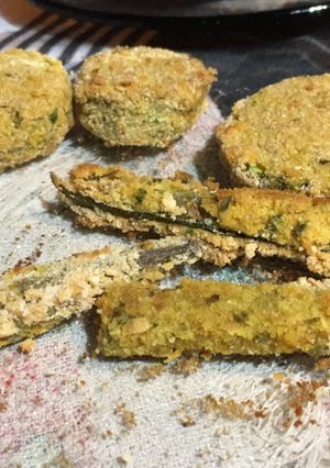 Una foto de Bastones de acelga y milas de berenjena y zucchini