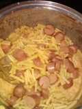 Mac and cheese 🧀🧀 with Hot dogs