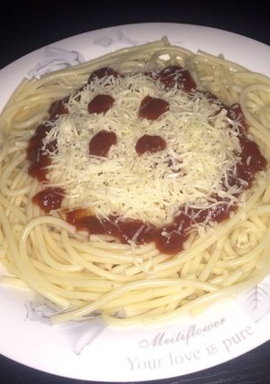 Una foto de Espaguetty napolitano