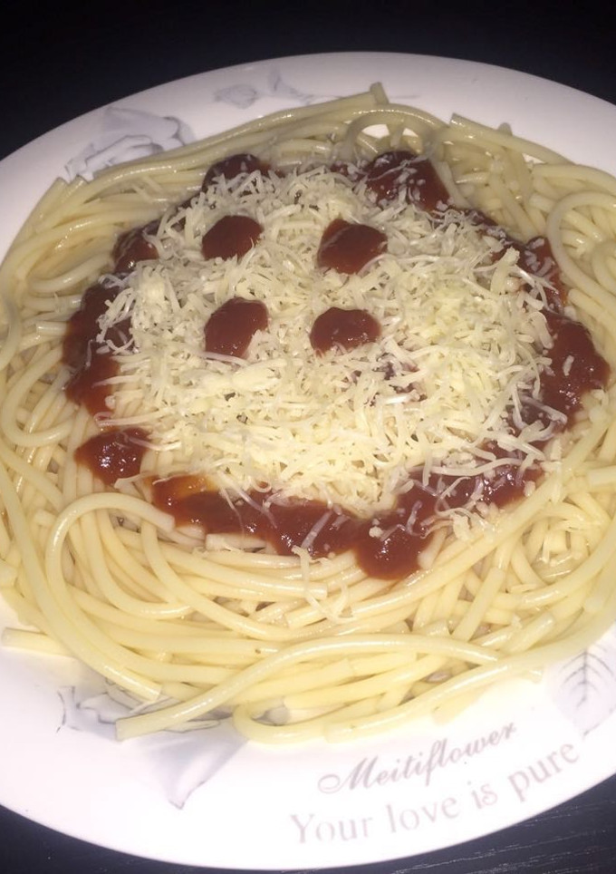 Una foto de Espaguetty napolitano