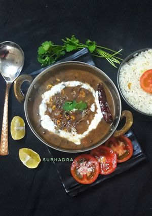 A picture of Whole masoor dal tadka.