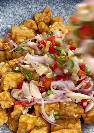 Foto resep Tempe goreng dengan sambal matah