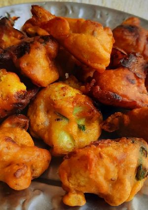 ফুলকপির সিঙ্গারা (phulkopir singara recipe in Bengali) রেসিপির প্রধান ছবি