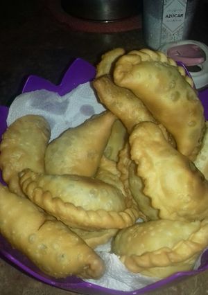 Una foto de Empanadas de carne fritas fáciles 😊