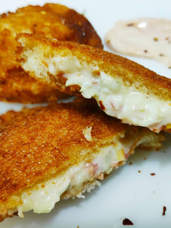 A picture of Fried cheesy mayo sandwich.