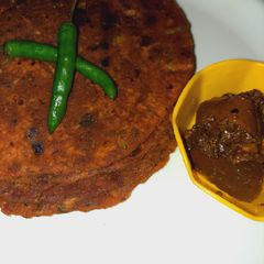 A picture of Leftover Dal & salad paratha.