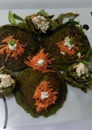 A picture of Oats lentils veggies Pancake.