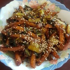 A picture of Pok choy potato fry.