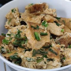 A picture of Spring Onion Fried Egg.