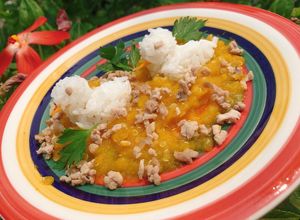 Hình của món Soup bí đỏ quinoa thịt bò - ăn dặm cùng con.