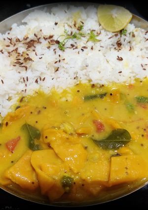 દાળ ઢોકળી & જીરા રાઈસ (Daal Dhokli & Jeera Rice Recipe In Gujara રેસીપી મુખ્ય ફોટો