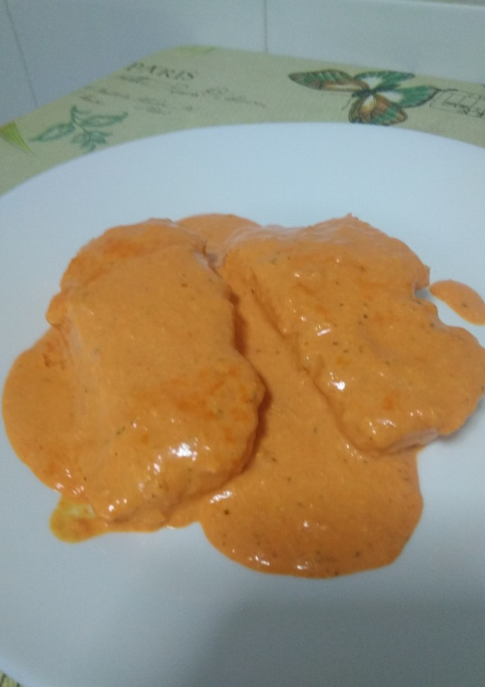 Una foto de 🐟🍽️🐟🍽️ Merluza con salsa 🐟🐟