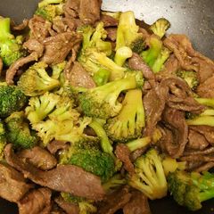 A picture of Homemade Beef and Broccoli.