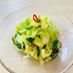 Cabbage 🥬 and Cucumber Tsukemono A picture of Cabbage 🥬 and Cucumber Tsukemono.