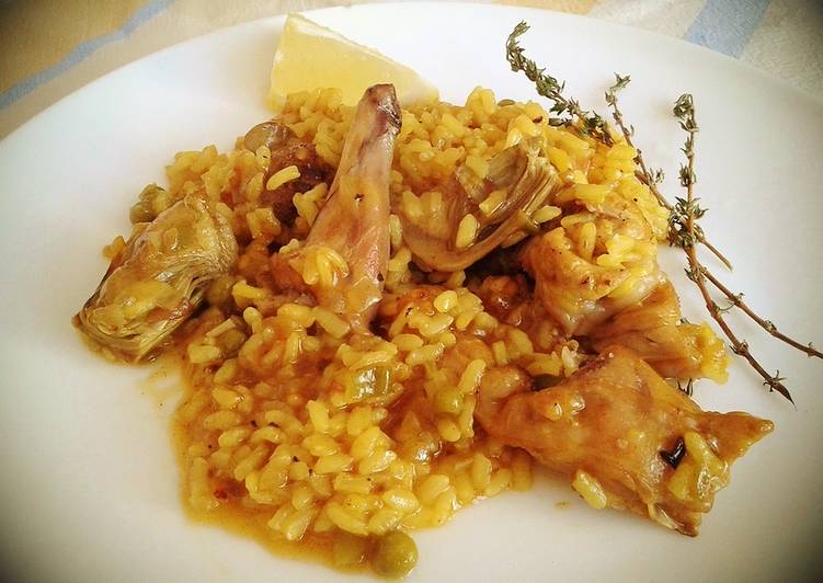 Paella de conejo