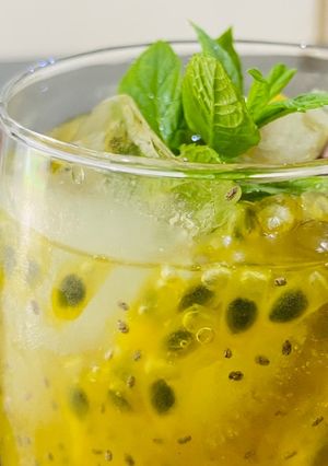 A picture of Passion Lemonade Cooler.