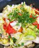 Bắp Cải Xào Cà Chua