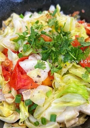 Hình của món Bắp Cải Xào Cà Chua.