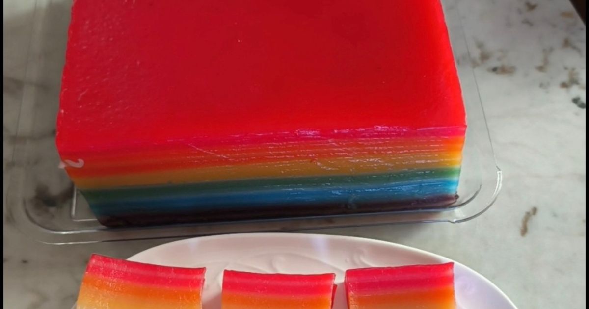 Kue Lapis Rainbow
