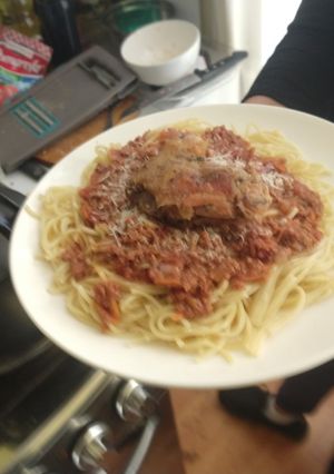 Una foto de Tallarines a la boloñesa