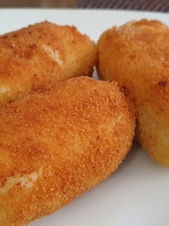 Una foto de Croquetas de patata y pollo