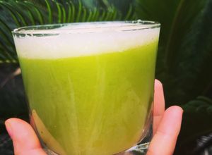 Hình của món Nước ép dứa + dưa chuột.