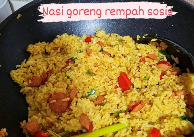 Resep Nasi Goreng Rempah (Pakai Sosis) oleh Fina Ardyarini - Cookpad