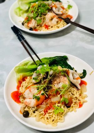 Hình của món Mì xào hải sản.