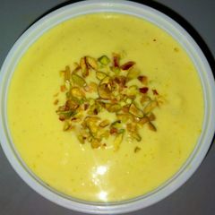 A picture of Kesariya shrikhand.